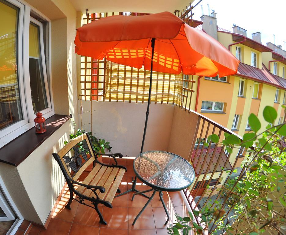 Cozy Apartment In Тарнув Экстерьер фото